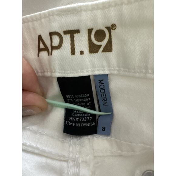 Apt. 9 White Denim Modern Shorts Studs Studded Women's 8 Summer Beach - Picture 6 of 6